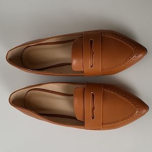 Chase and chloe loafers, size 11. Color light brown. Color may be different.